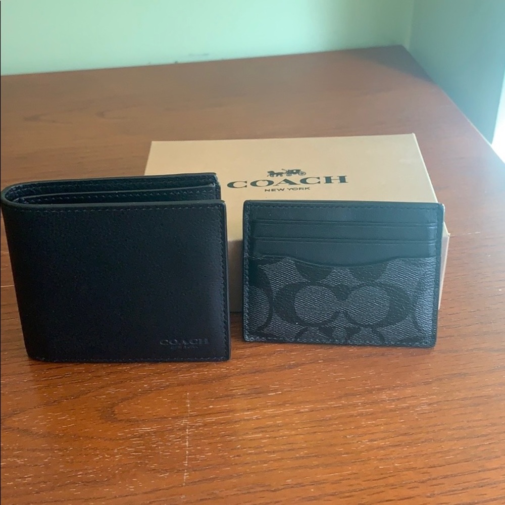 NEW COACH WALLET AND CARD HOLDER